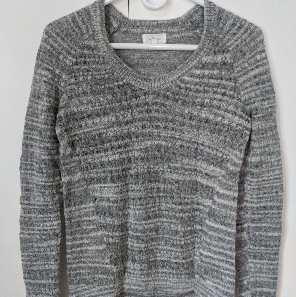 Lou & Grey Cozy Alpaca Gray White Hi-Lo Sweater